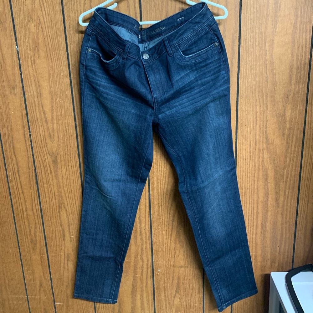 Vera Wang Women’s size 10 Skinny jeans. Simply Vera.